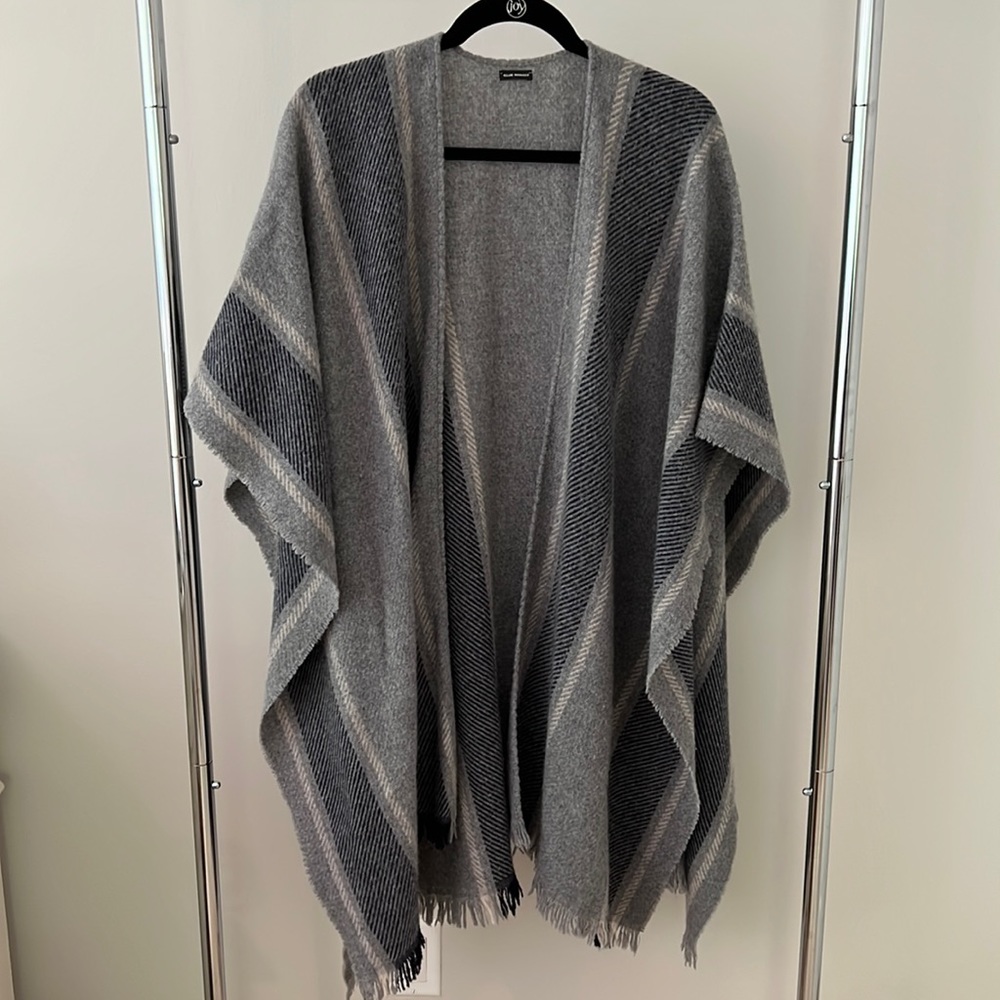 Club Monaco gray wrap